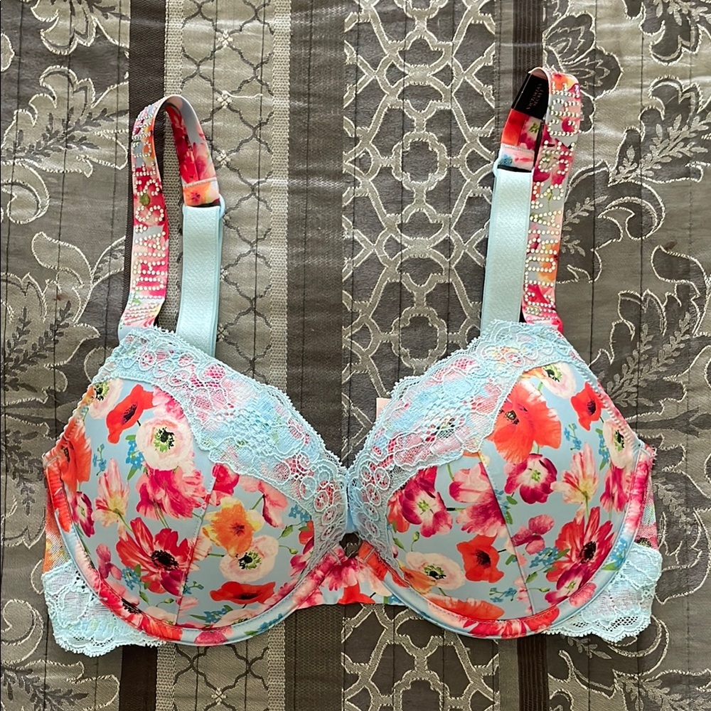 Victoria's Secret Pink, Red and Blue Floral Lace Bra